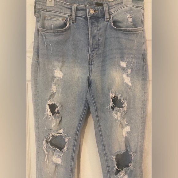 H&M Men’s Skinny Ripped Jeans 
Size 32
Button Fly - Picture 2 of 10